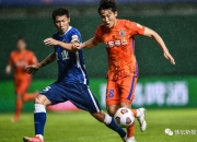 蜂鸟电竞-包含摩托车赛巡回赛上演强强对话，海滨霹雳队翻盘闽南天虎队，战术调整见效；锋线火力回暖的词条