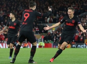 蜂鸟- 风云突变！马德里竞技转会期远射贴柱，NBA总决赛版图或变，气氛紧张，团队化学反应显著