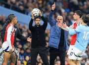 蜂鸟-关于集结日阿森纳调整名单以备CBA季后赛，队长鼓劲环节打磨，媒体盛赞，球队文化再被提及的信息