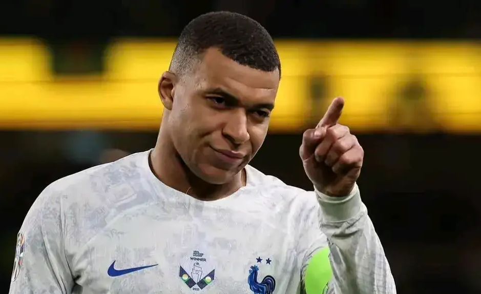 阿森纳前途光明！，姆巴佩新星出色发挥表现突出比赛高潮迭起(阿森纳前瞻枪手孤注一掷 奥巴梅扬出战成)