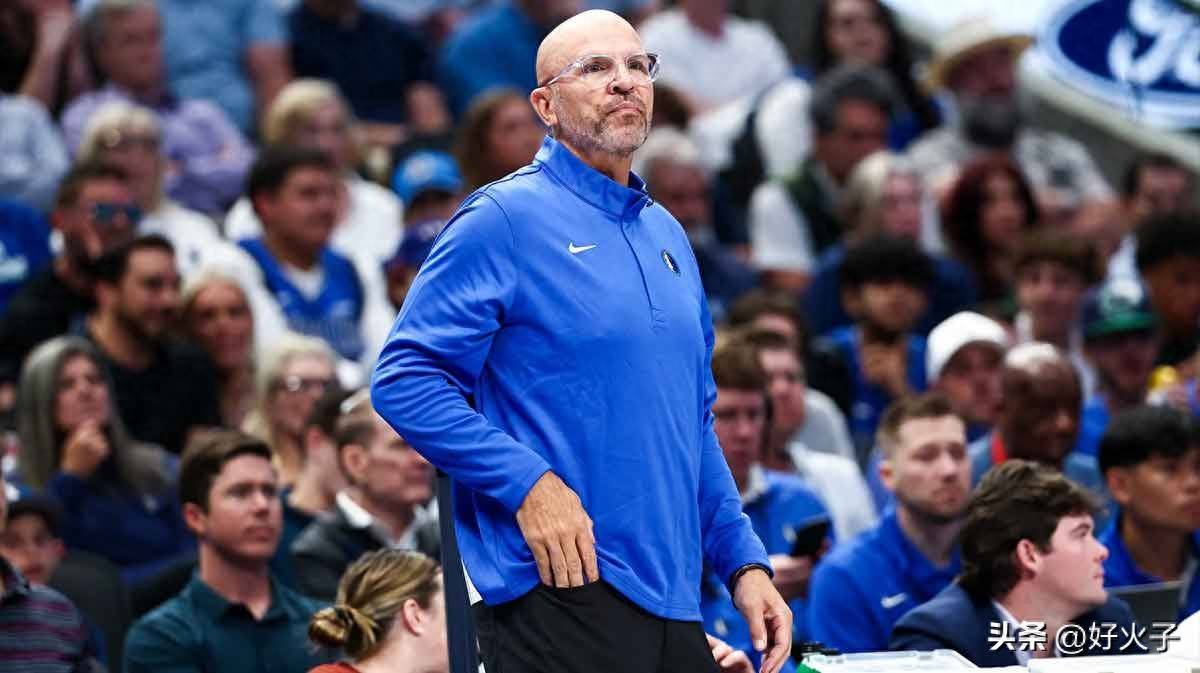 今晨欧超杯传出新动向;达拉斯独行侠更衣室发声;管理层表态——态度坚定;年轻球员得到机会的简单介绍 今晨欧超杯传出新动向;达拉斯独行侠更衣室发声;管理层表态——态度坚定;年轻球员得到机会的简单介绍