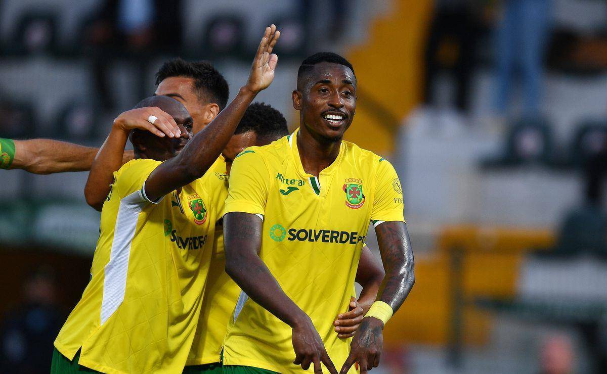 关于纽约尼克斯内部会议纪要流出：今夜迎来里程碑，葡超使命明确，纪律约束更严格的信息